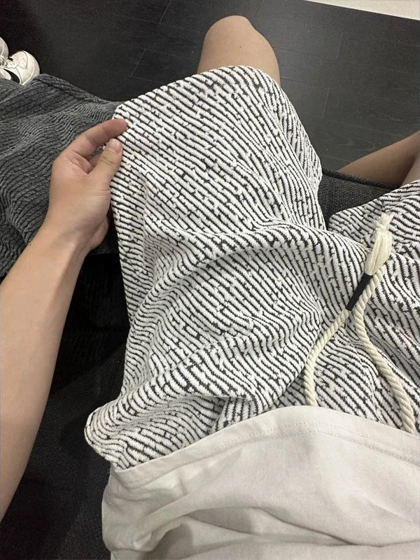 Knitted short pants for men