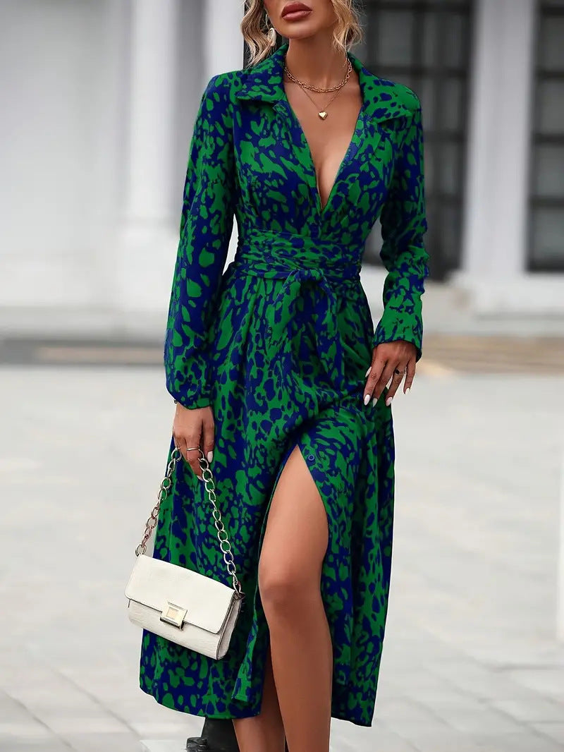 Printed button-down long-sleeved fitted dress