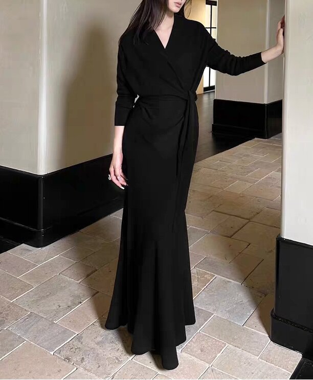 Womens Knitted Suit - Top and Skirt