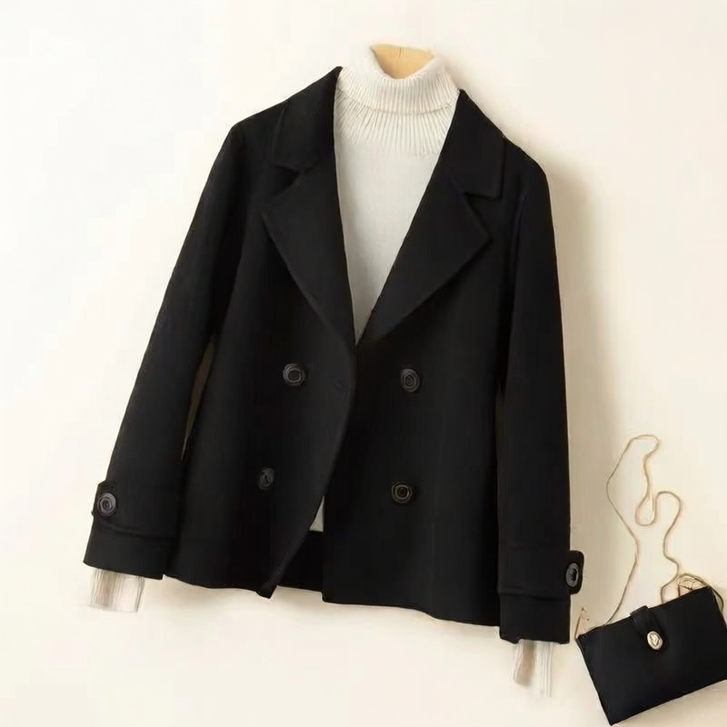 Double-breasted reversible wool coat