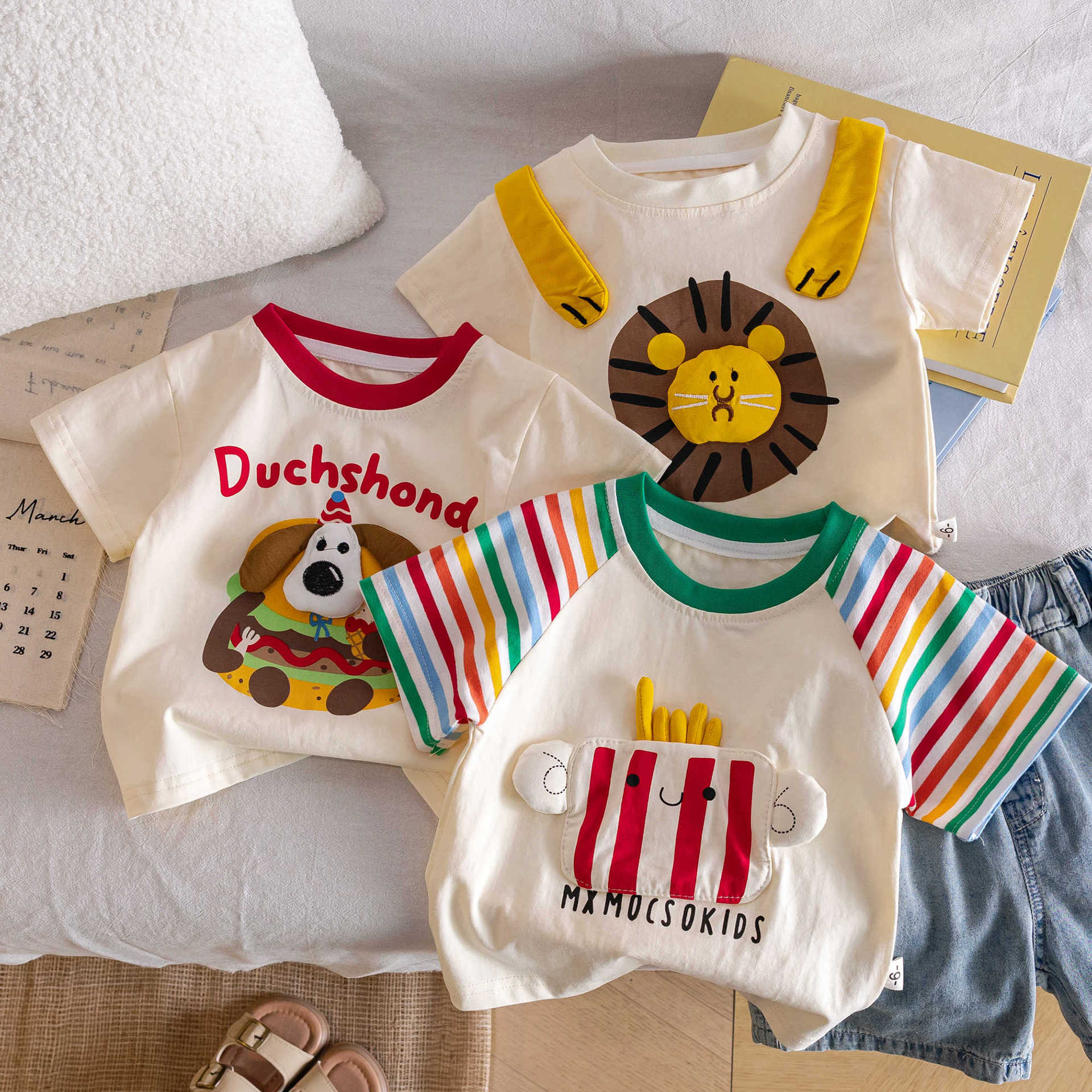 Boy's short-sleeved T-shirt
