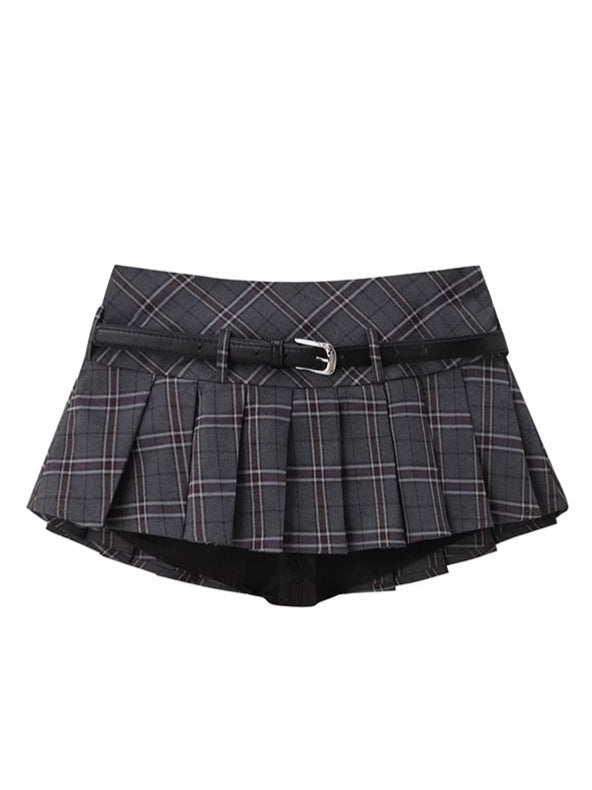 Short skirt