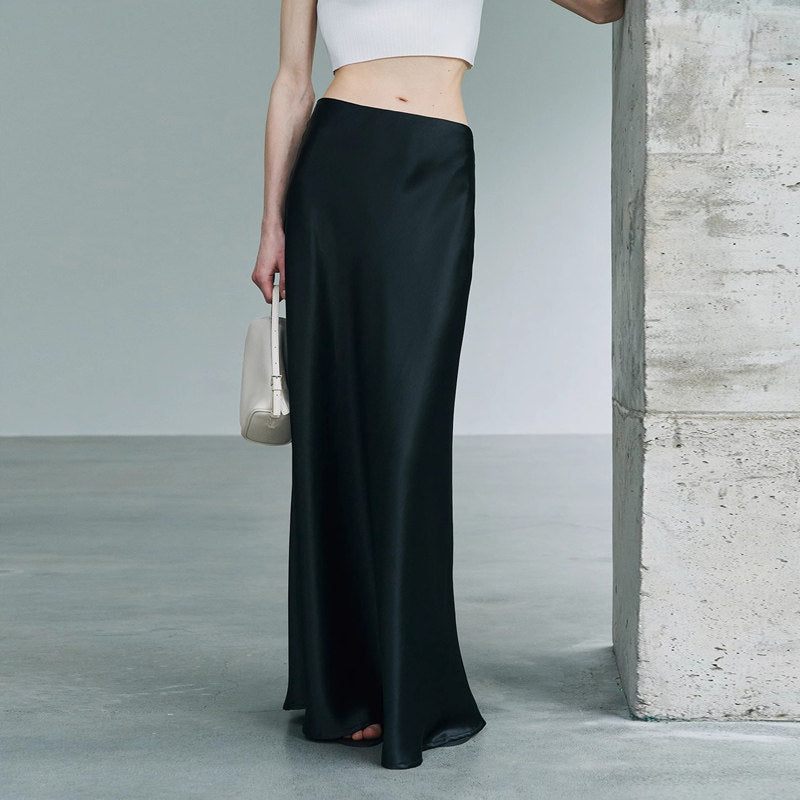 Lace half-length skirt