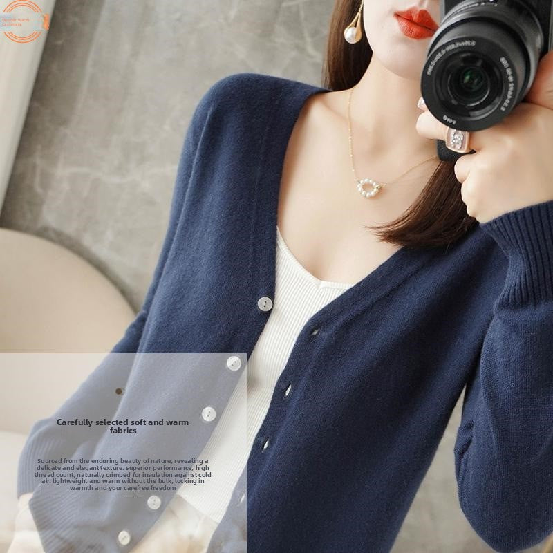 Knitted cardigan