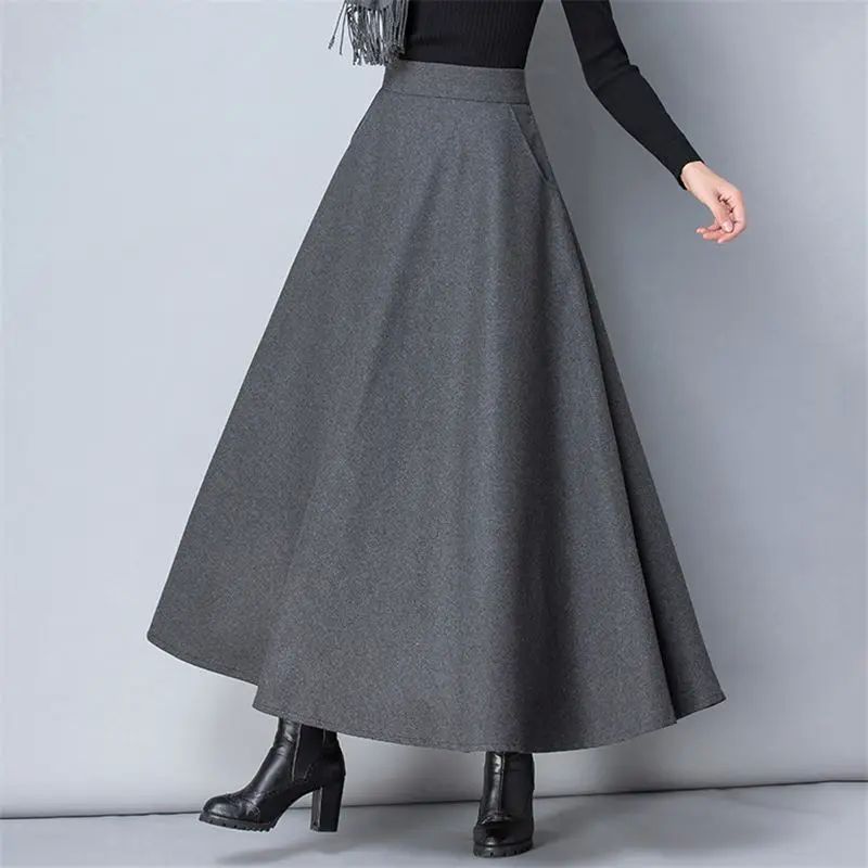 Women's Wool Skirt