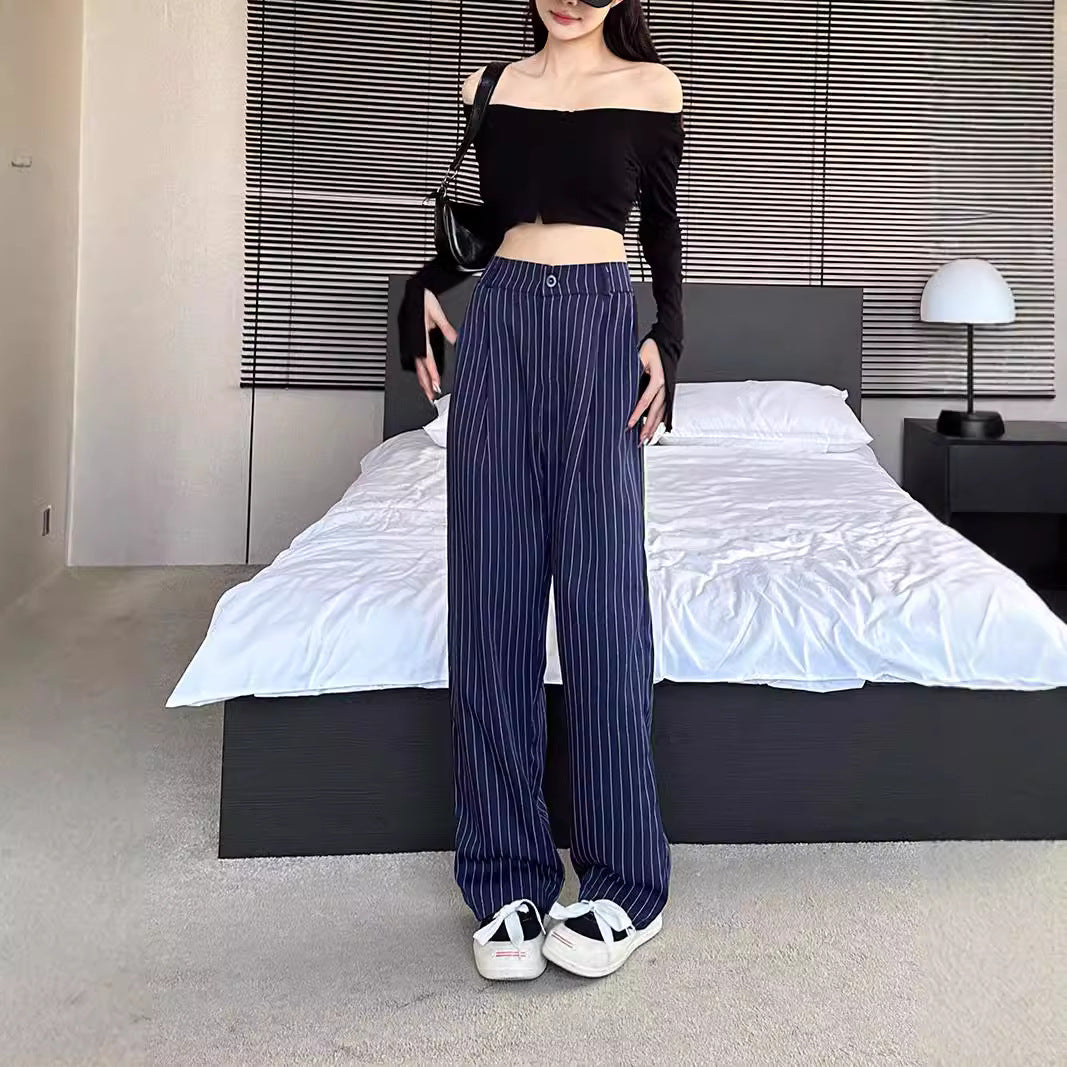 Slimming and flowing striped straight-leg suit pants