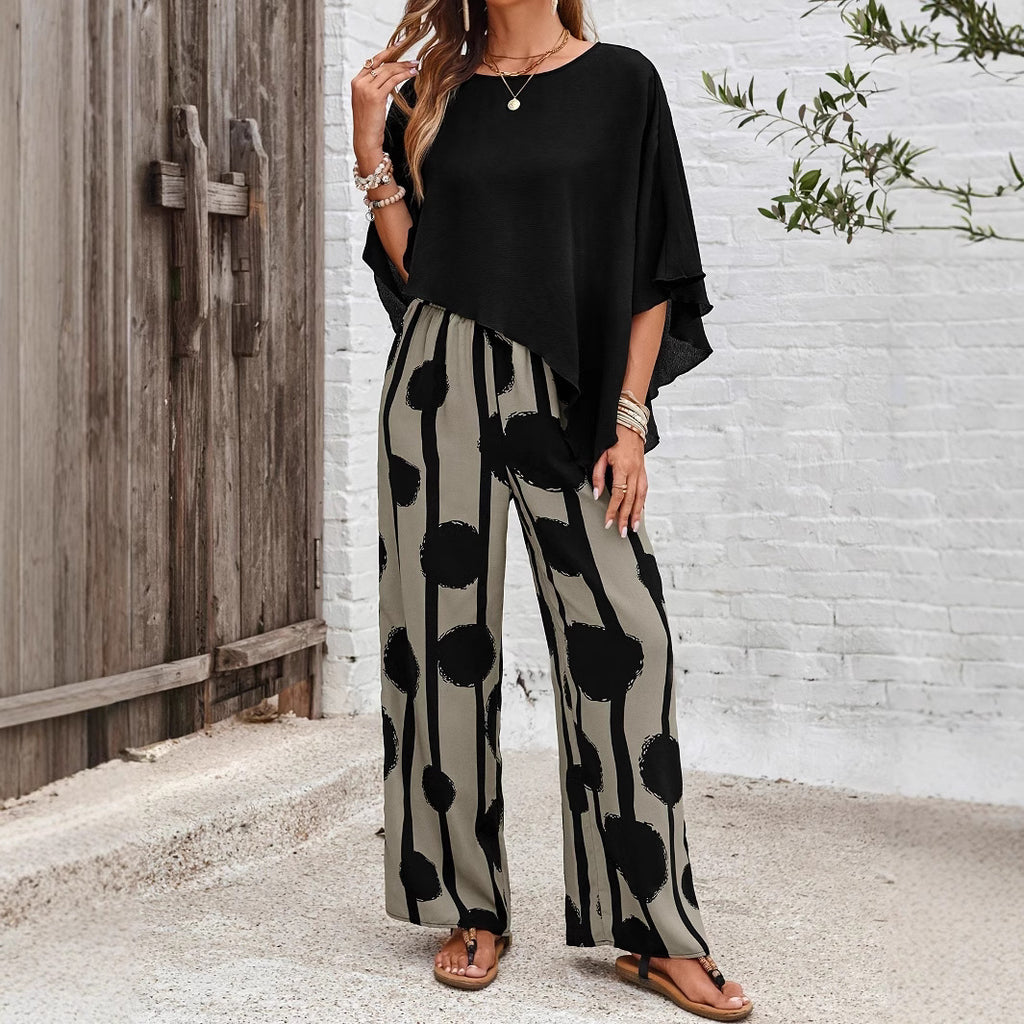 Casual women's trousers suit