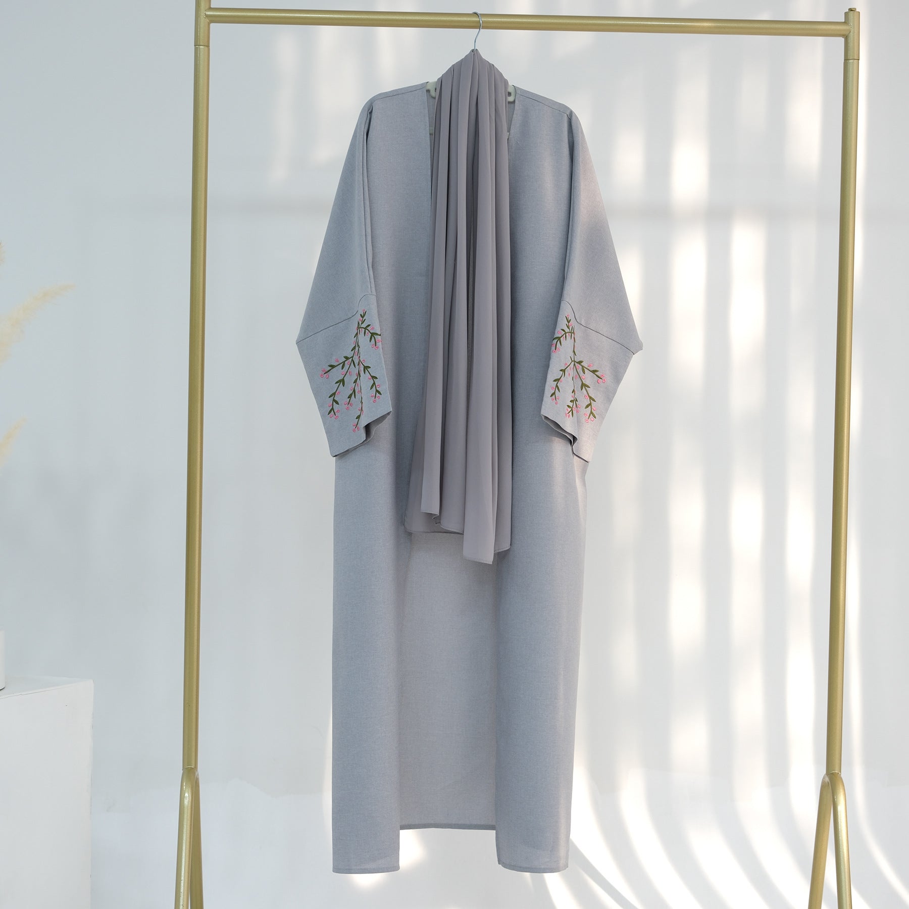 Embroidered cardigan robe
