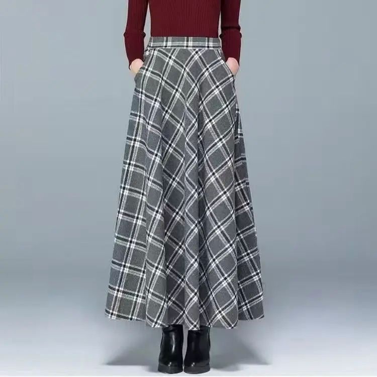 Women's Wool Skirt