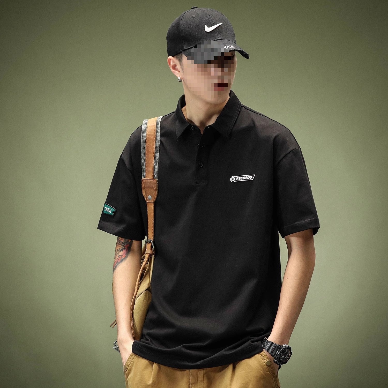 Men in short-sleeved POLO shirts
