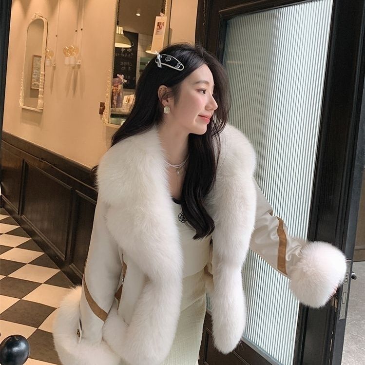 Women's Fur Coat