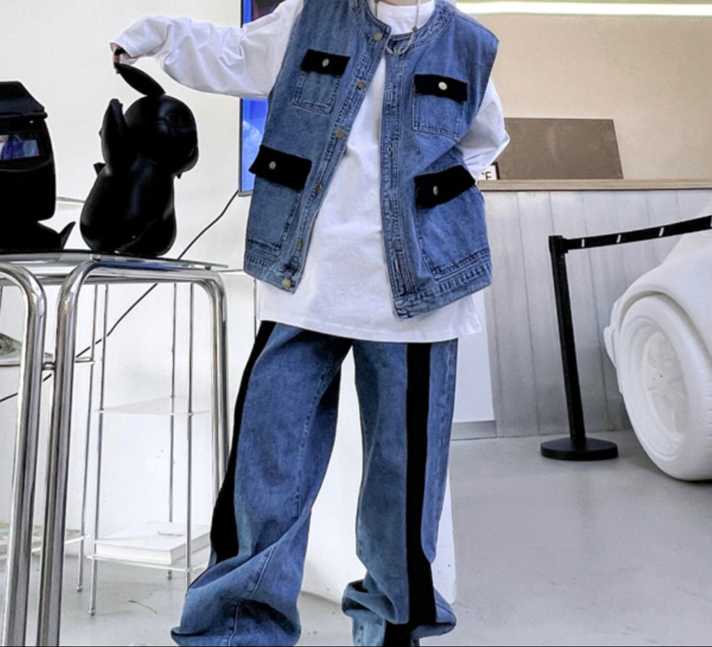 Street-style men's denim jacket and pants set