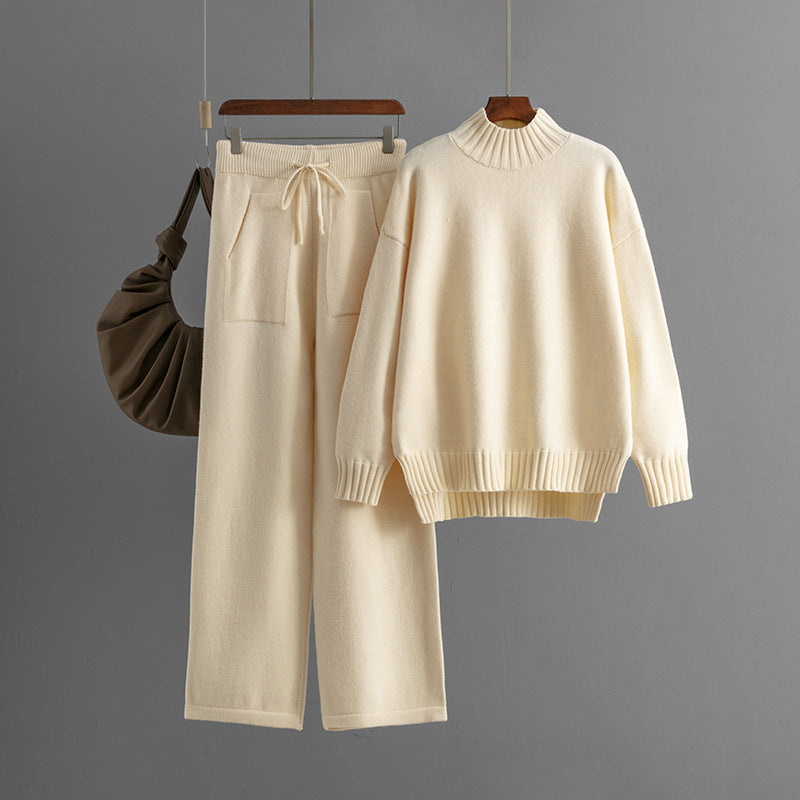 Women's Knitted Suit