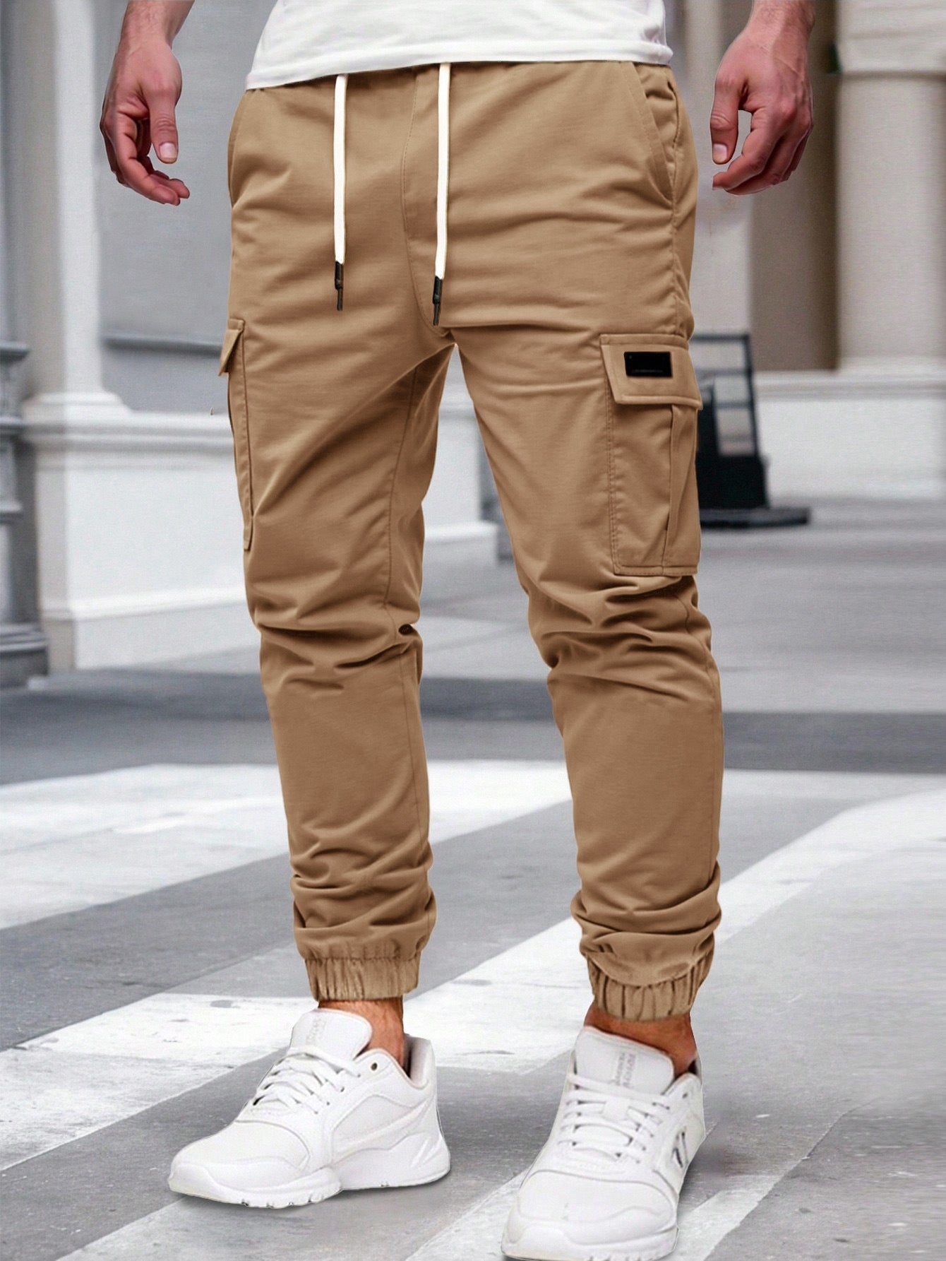 Relaxing multi-pocket work trousers