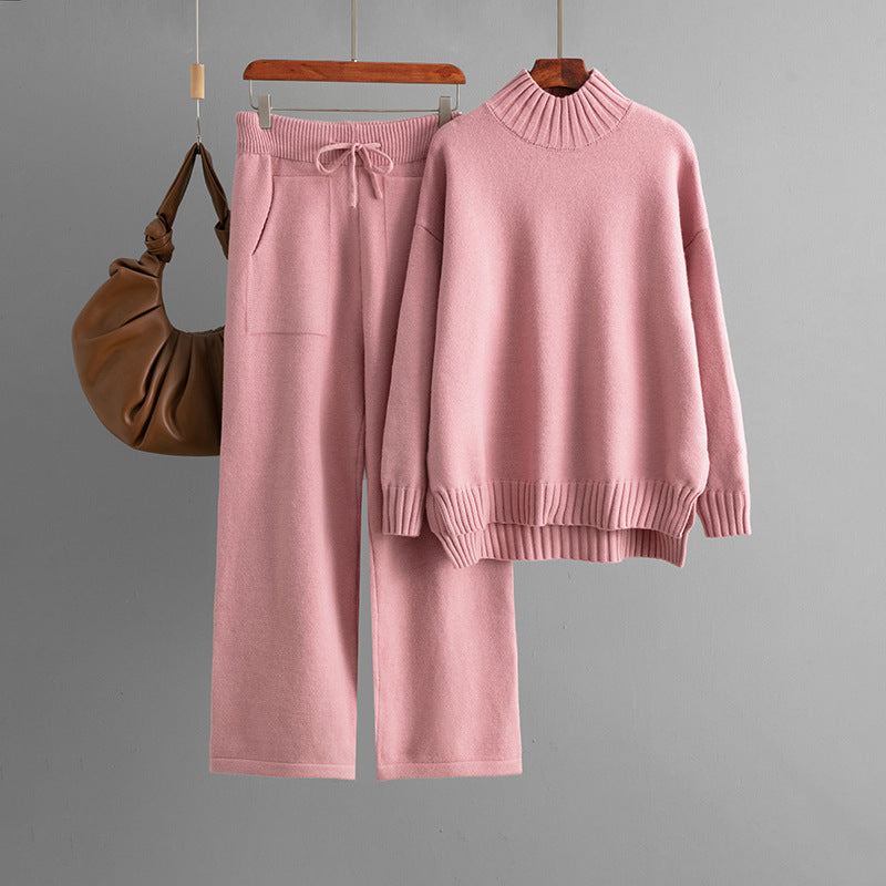 Women's Knitted Suit