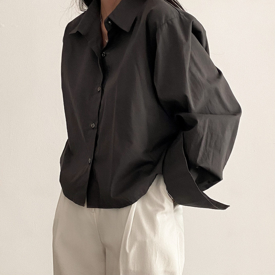 Stylish and versatile collared shirt for women