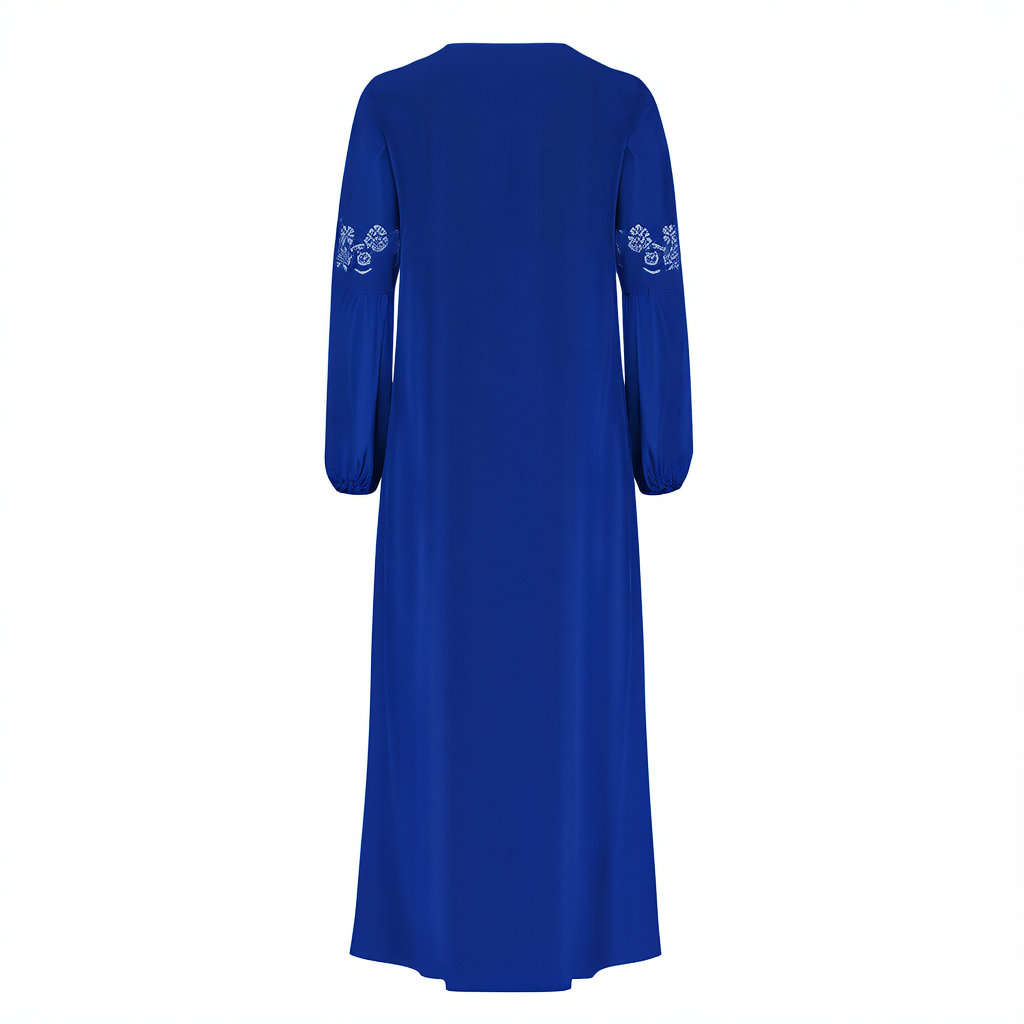 Embroidered dress or robe
