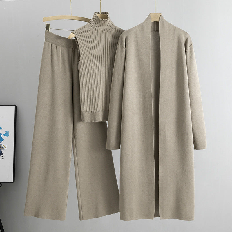 Women's Knitted Suit