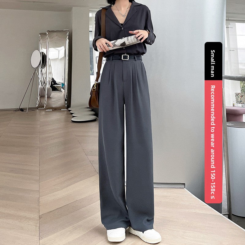 Lady's high-waisted suit pants
