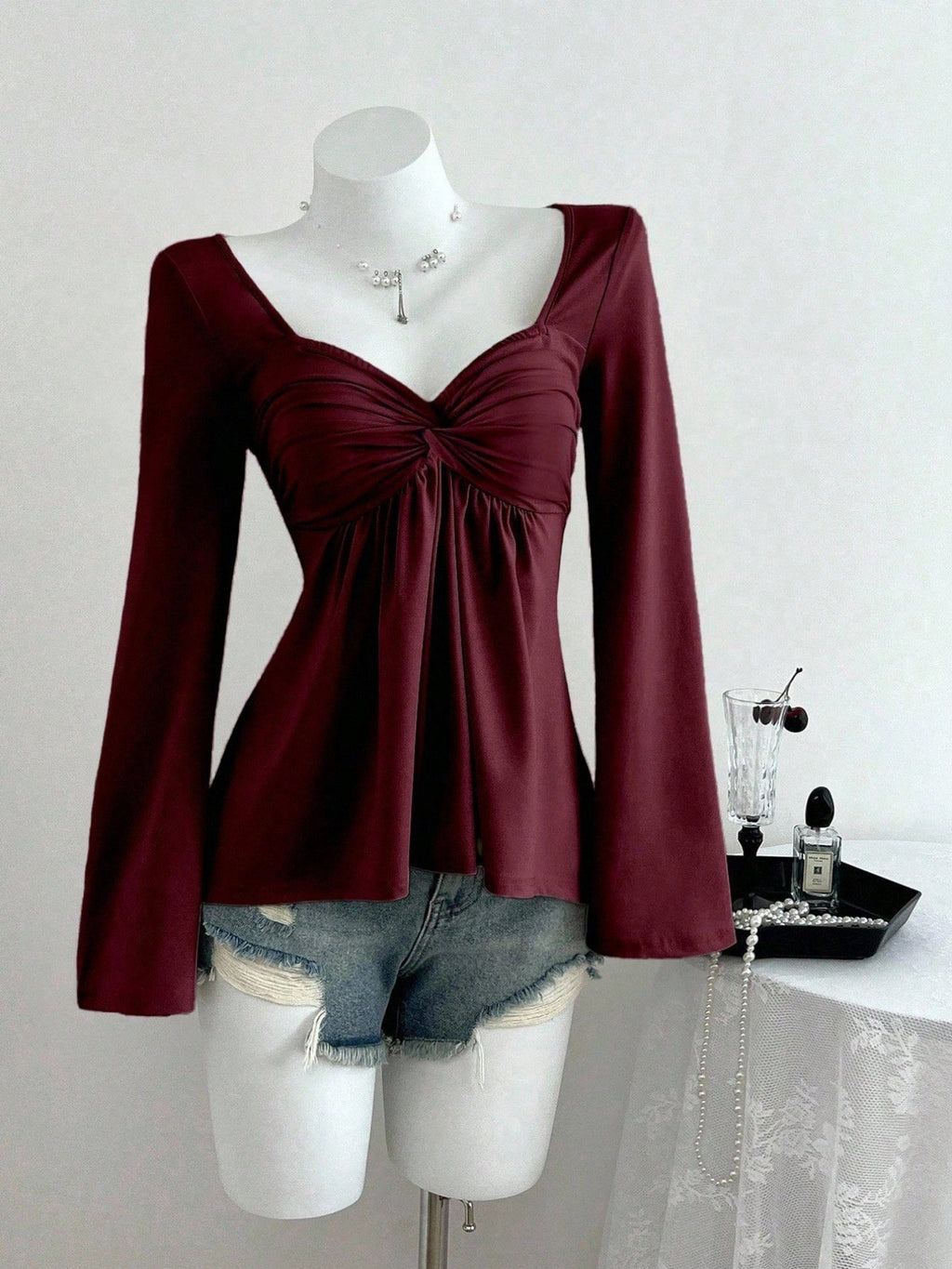 V-neck long-sleeve elegant T-shirt