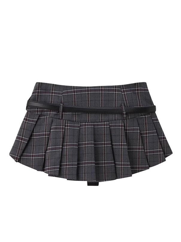 Short skirt
