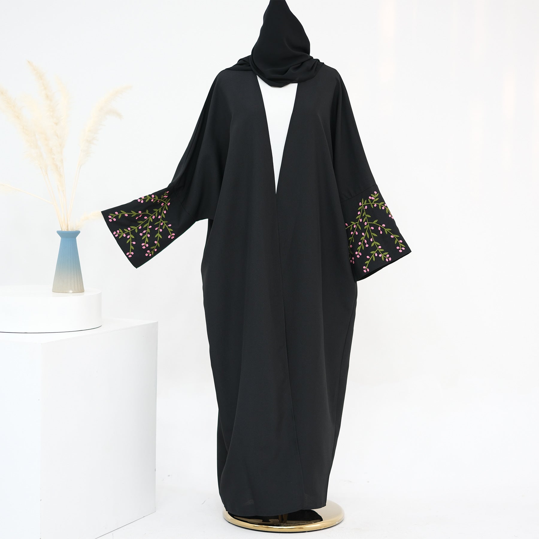 Embroidered cardigan robe