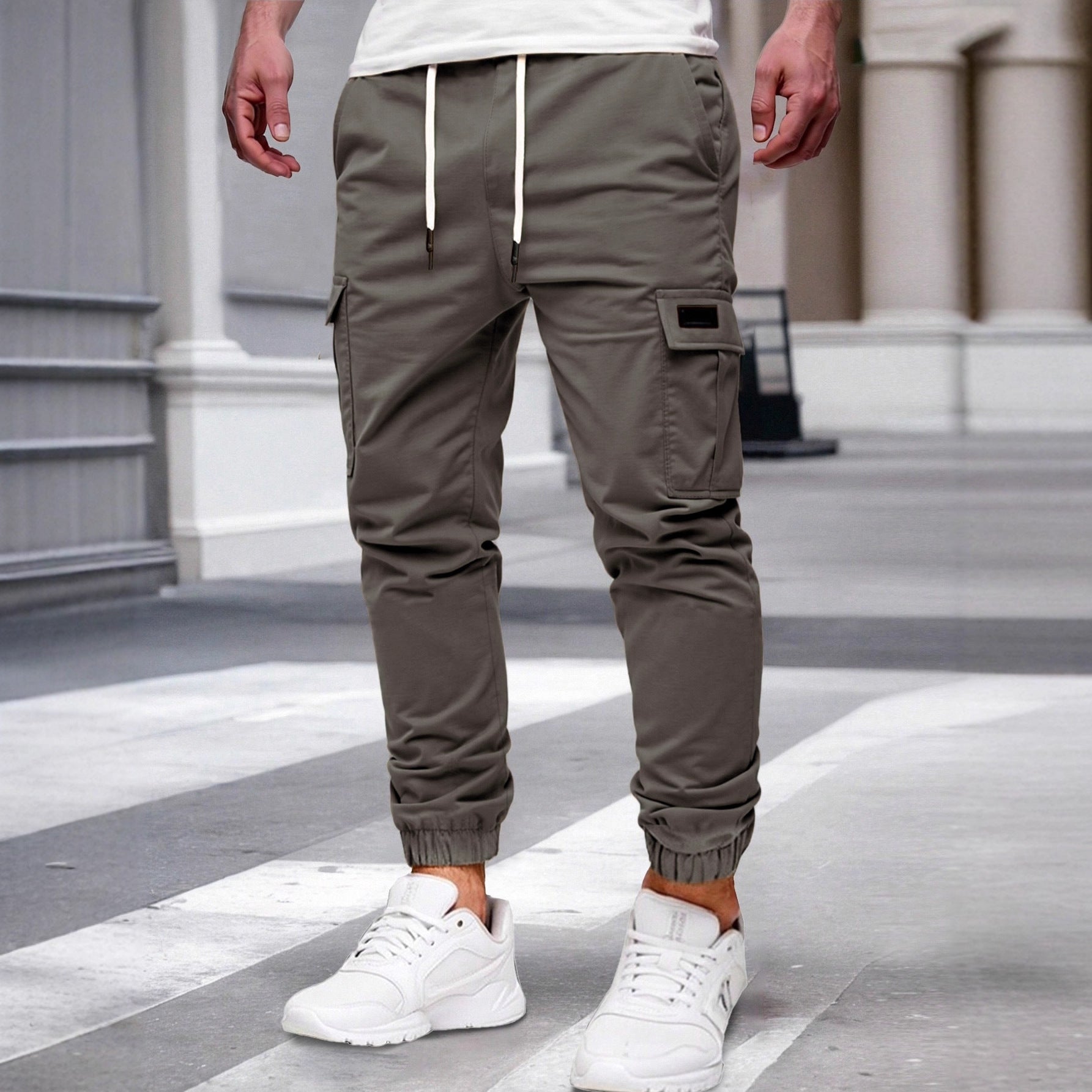 Relaxing multi-pocket work trousers