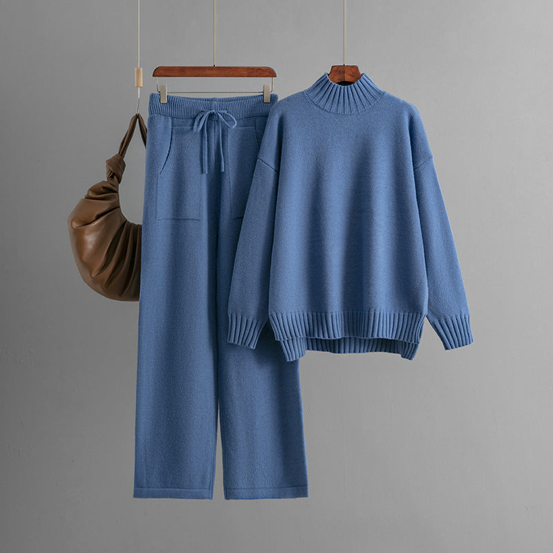 Women's Knitted Suit