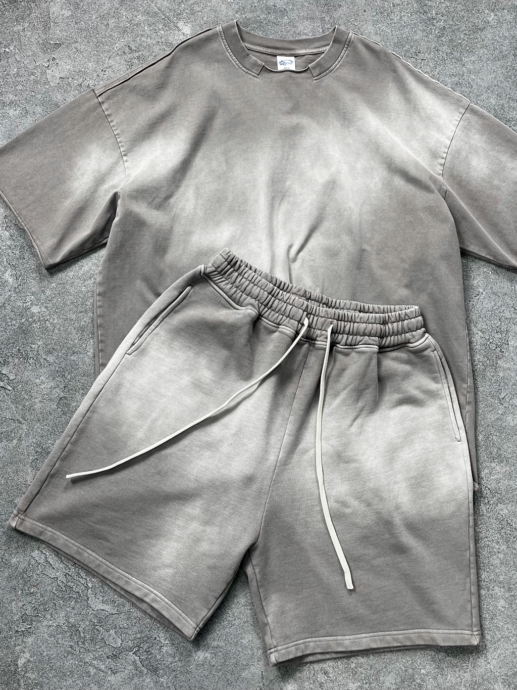 Vintage-style short-sleeve two-piece set