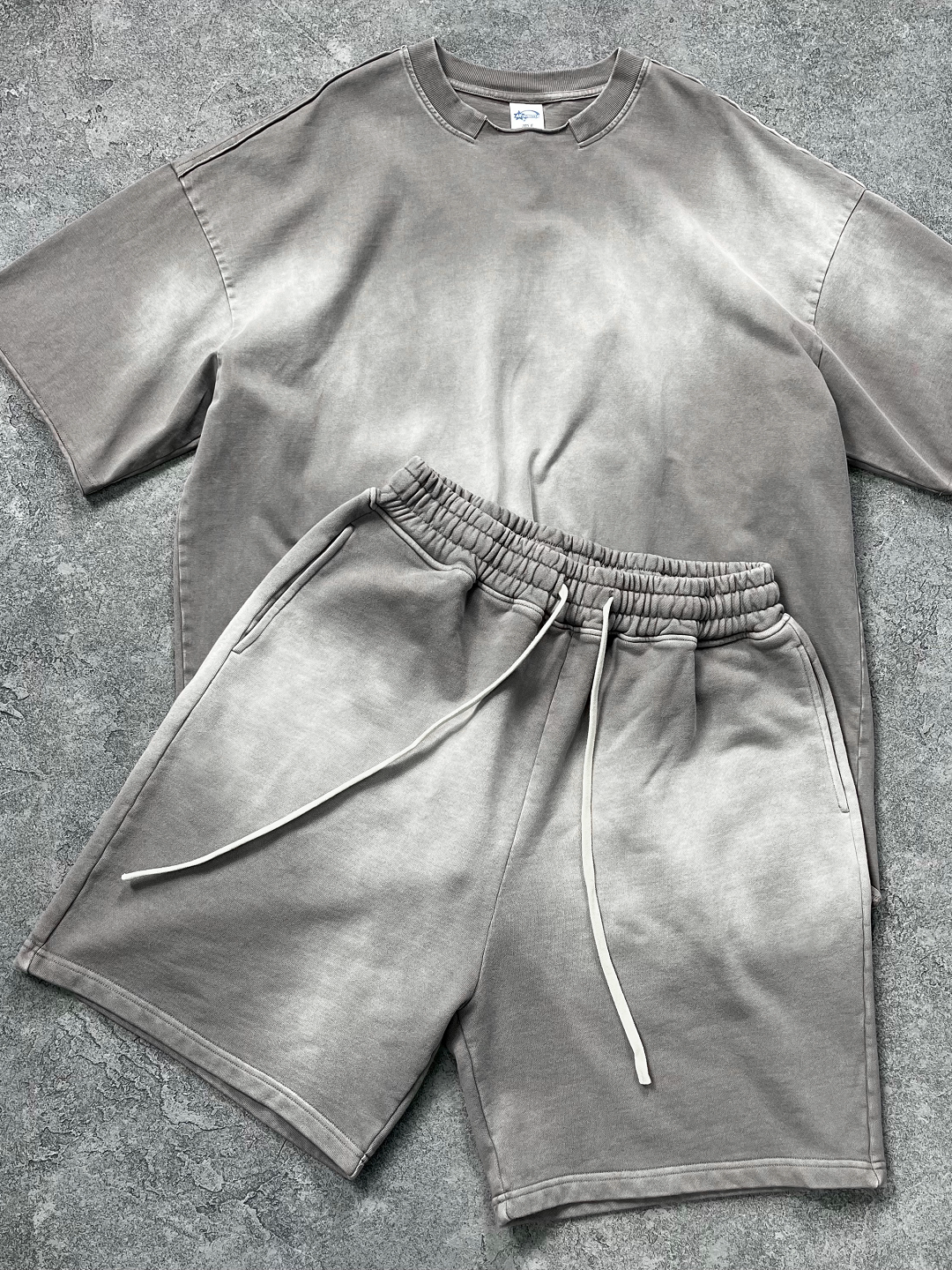 Vintage-style short-sleeve two-piece set