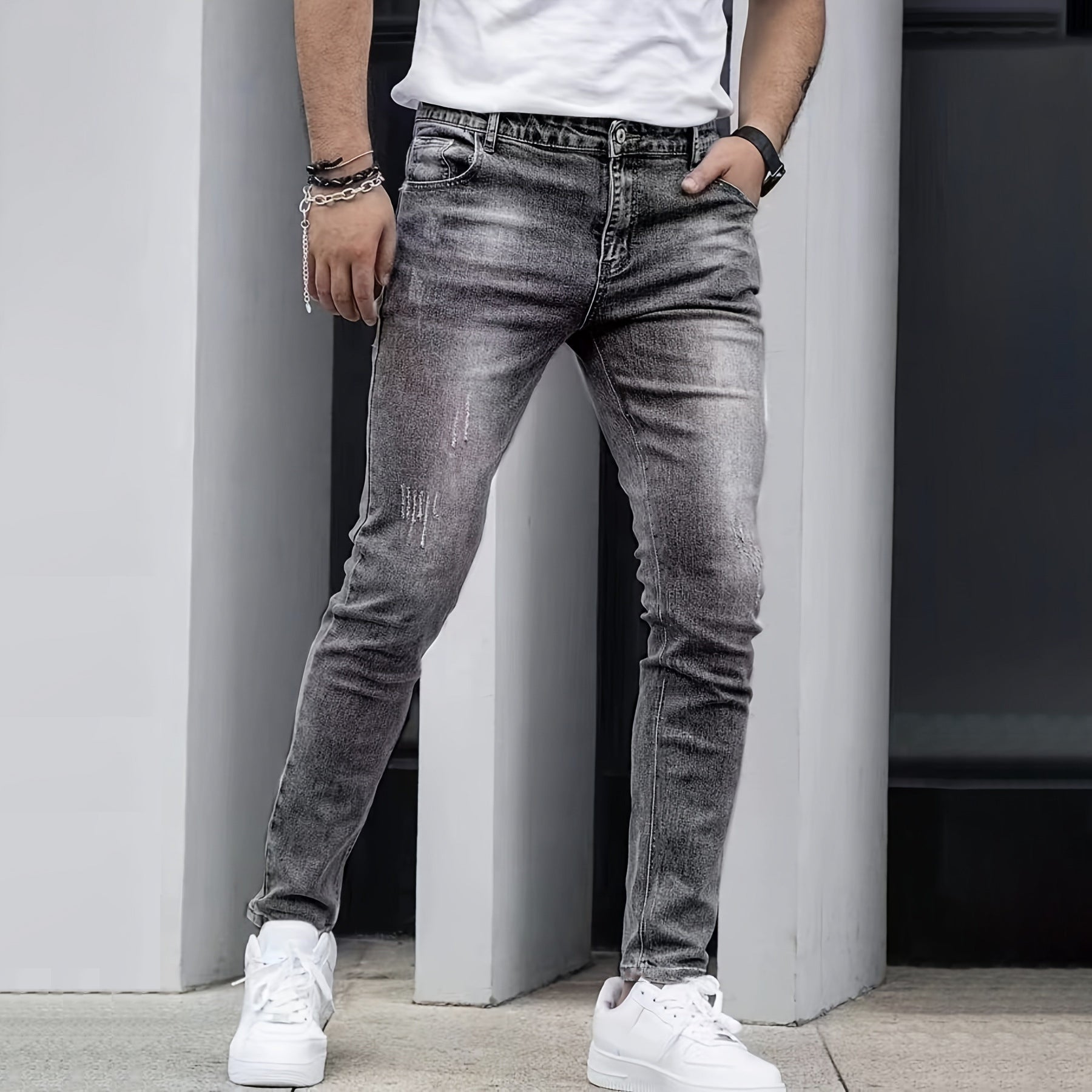 Men's casual solid-colored jeans