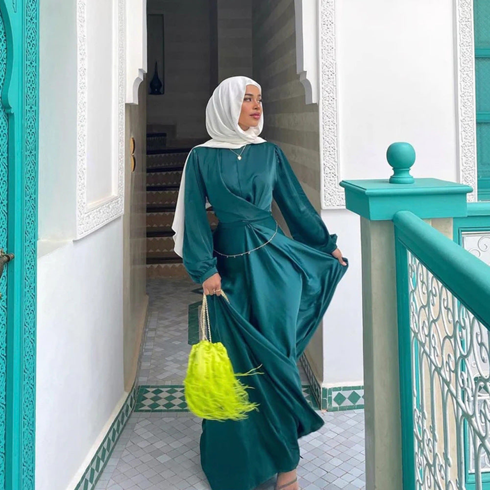 Solid-color long robe and ankle-length dress