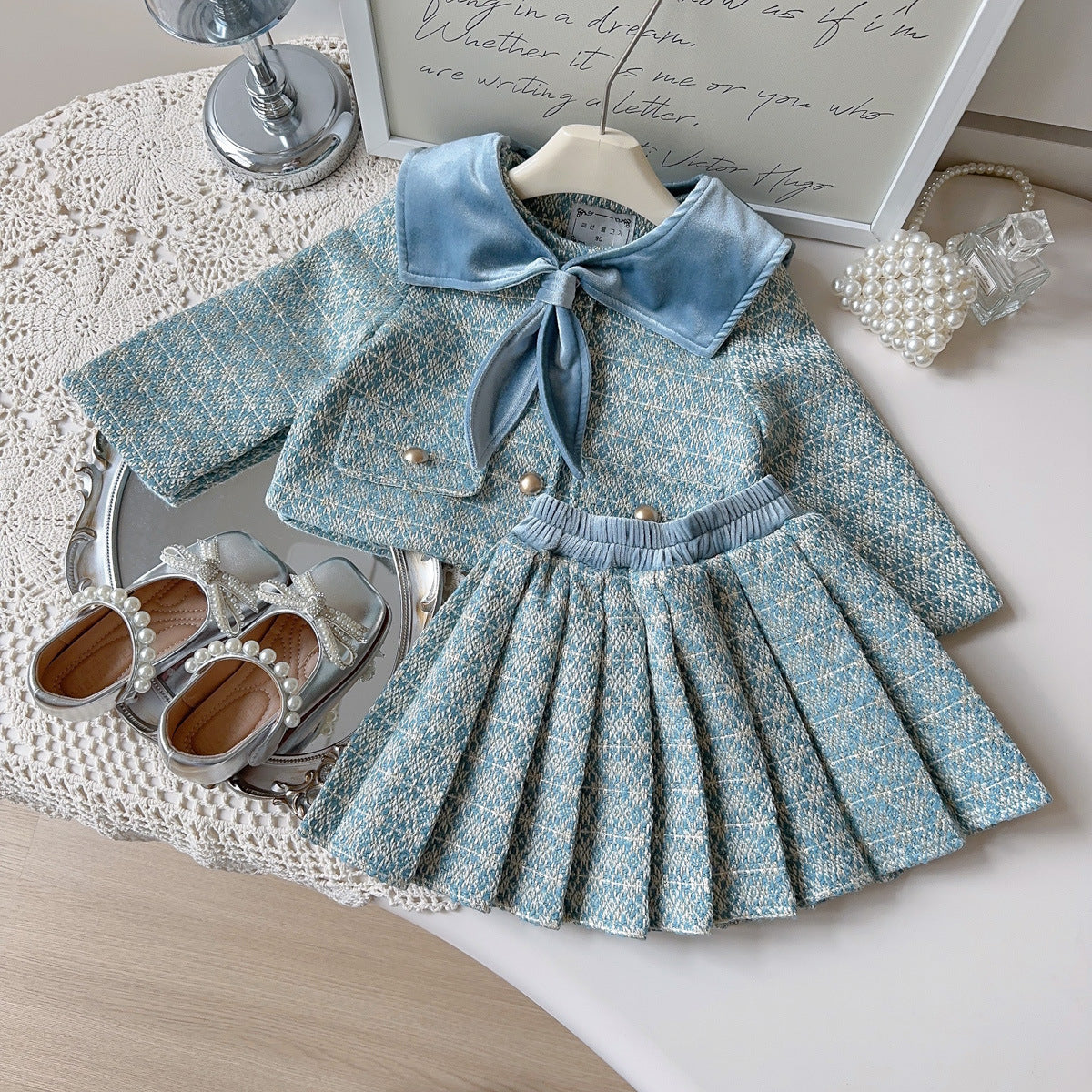 Baby girl's two-piece set