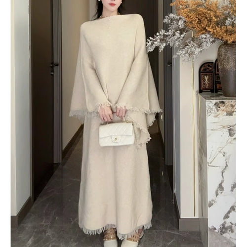 Women?s Knitted Suit - Two-piece set knitted cape jacket and matching skirt
