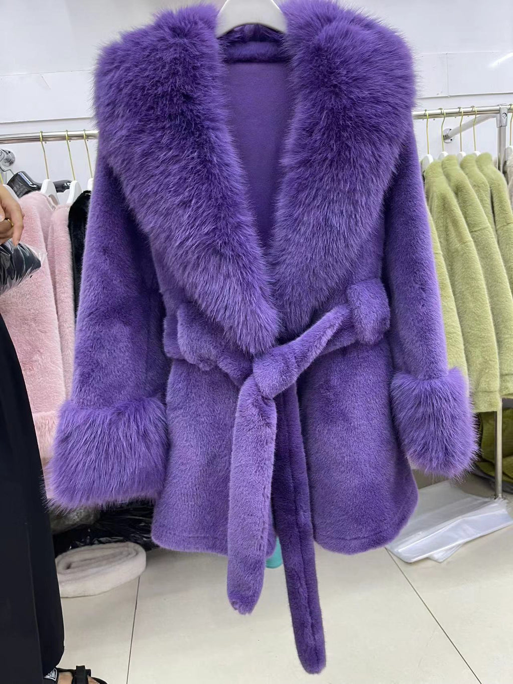 Plush coat High Fashion version
