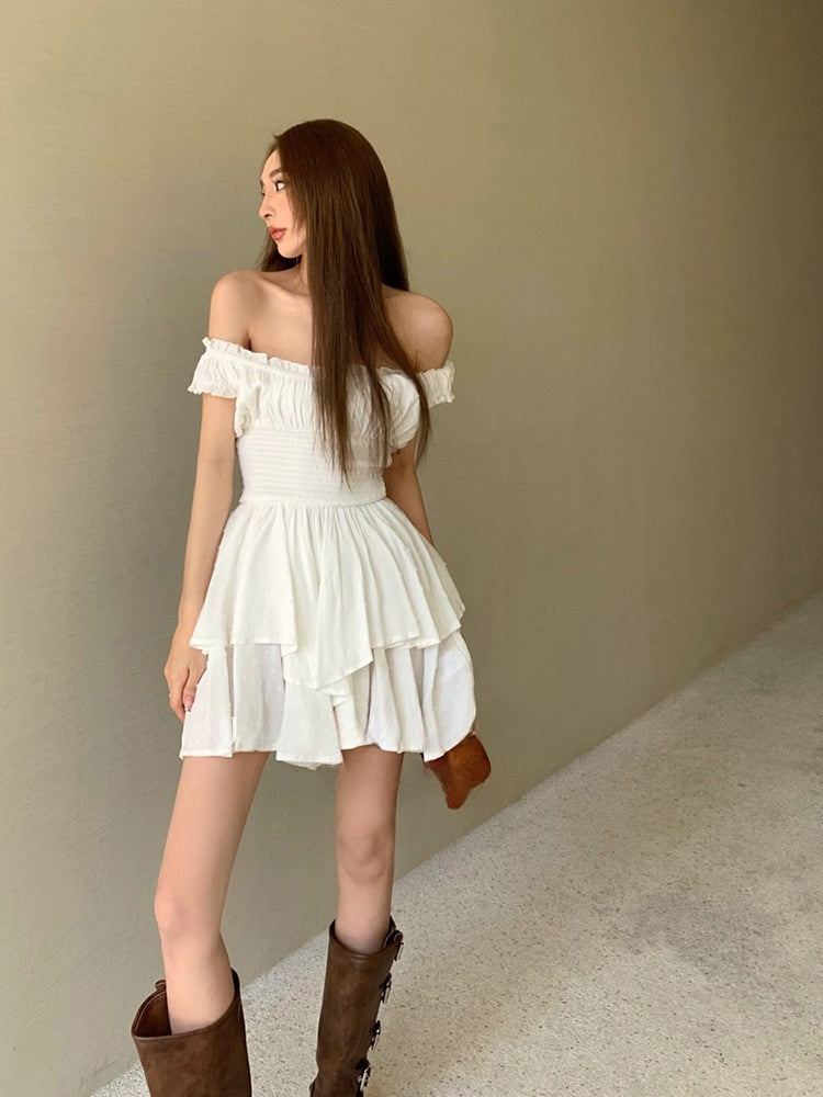 One-shoulder sleeveless suspender dress for women
