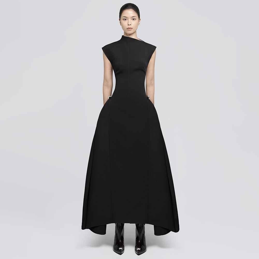 Elegant Sleeveless Long Dress with Elastic Waist