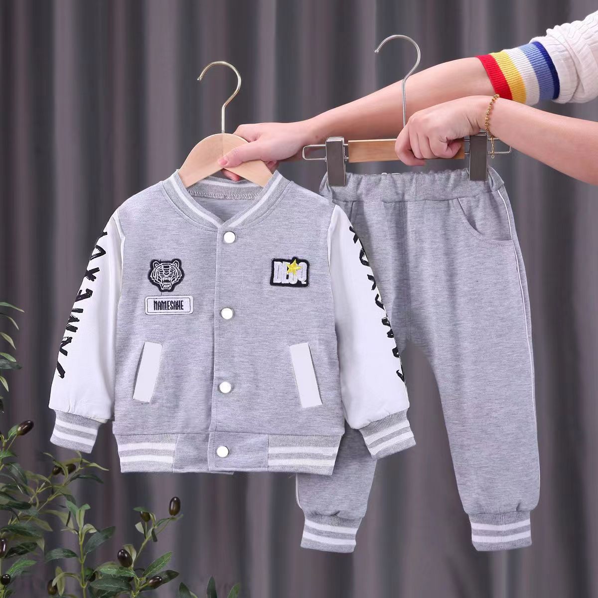 Baby Boys' Cotton Two-Piece Outfit for Spring and Autumn