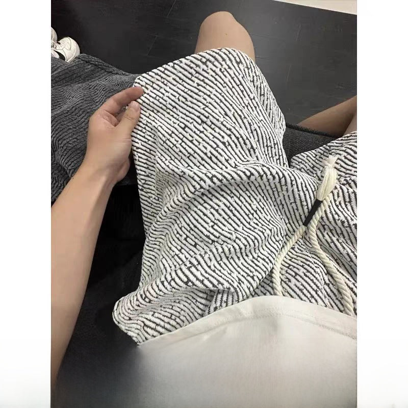 Knitted short pants for men