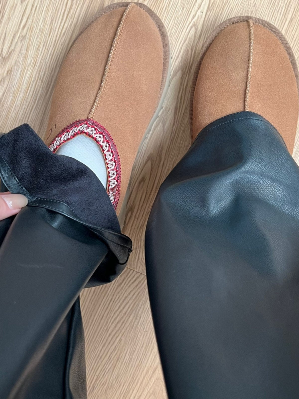 High-Waisted Versatile Leather Trousers