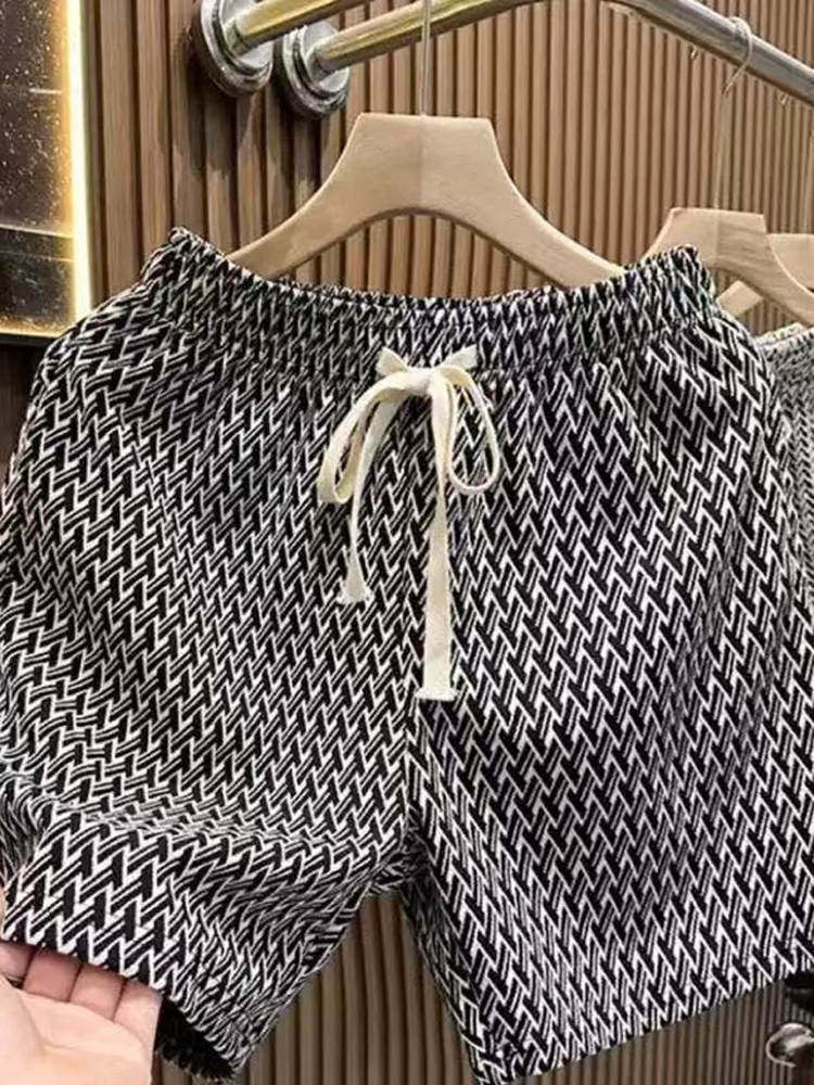 Men's Casual Houndstooth Shorts with Tie Waist