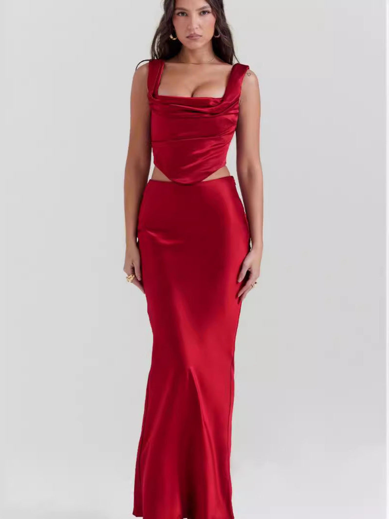 Two-piece set crop top and high-slit skirt