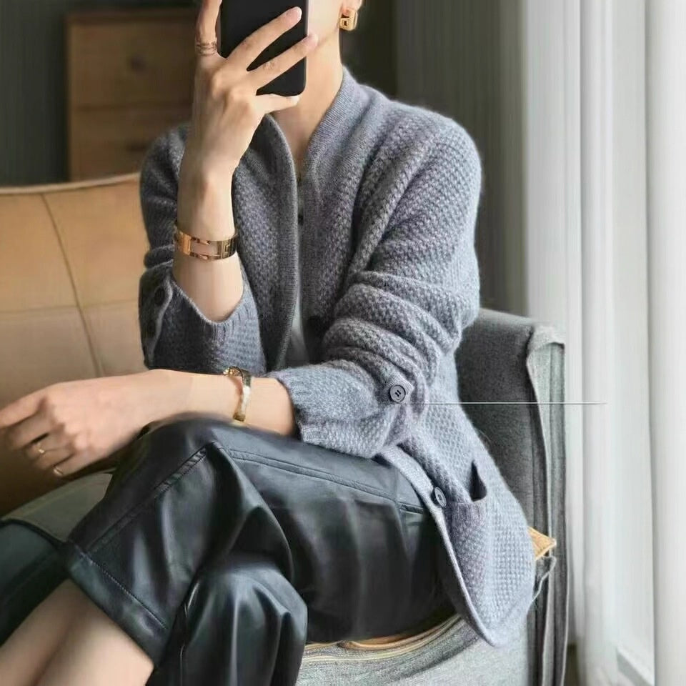 Knitted cardigan