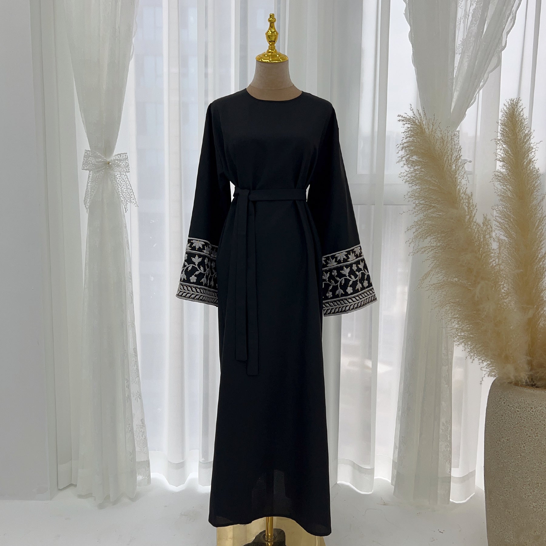 Embroidered long robe dress