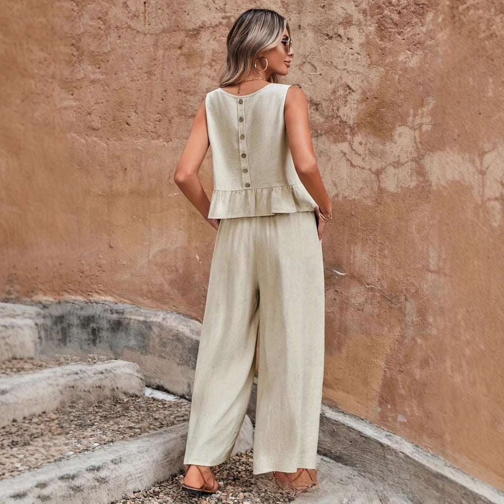 Sleeveless pleated blouse wide-leg nine-inch pants