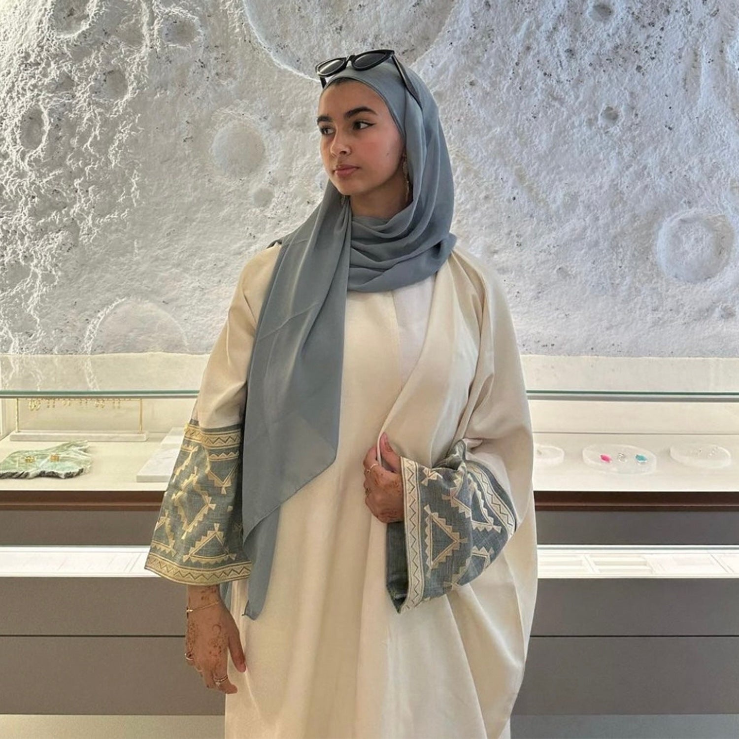 Elegant cardigan robe