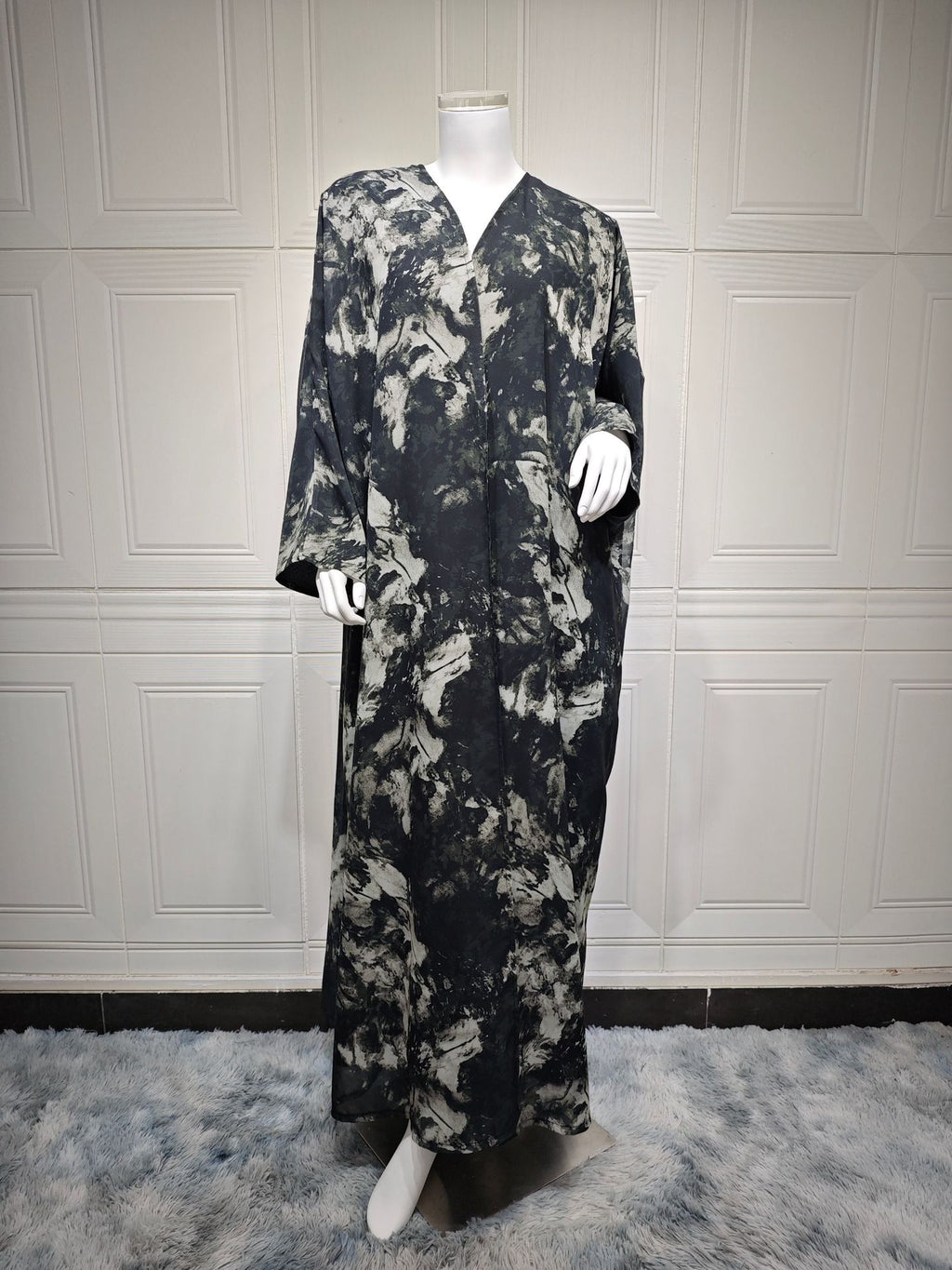Fashionable cardigan robe