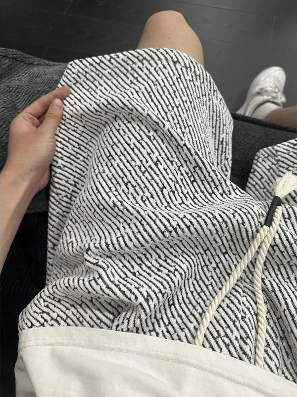 Knitted short pants for men