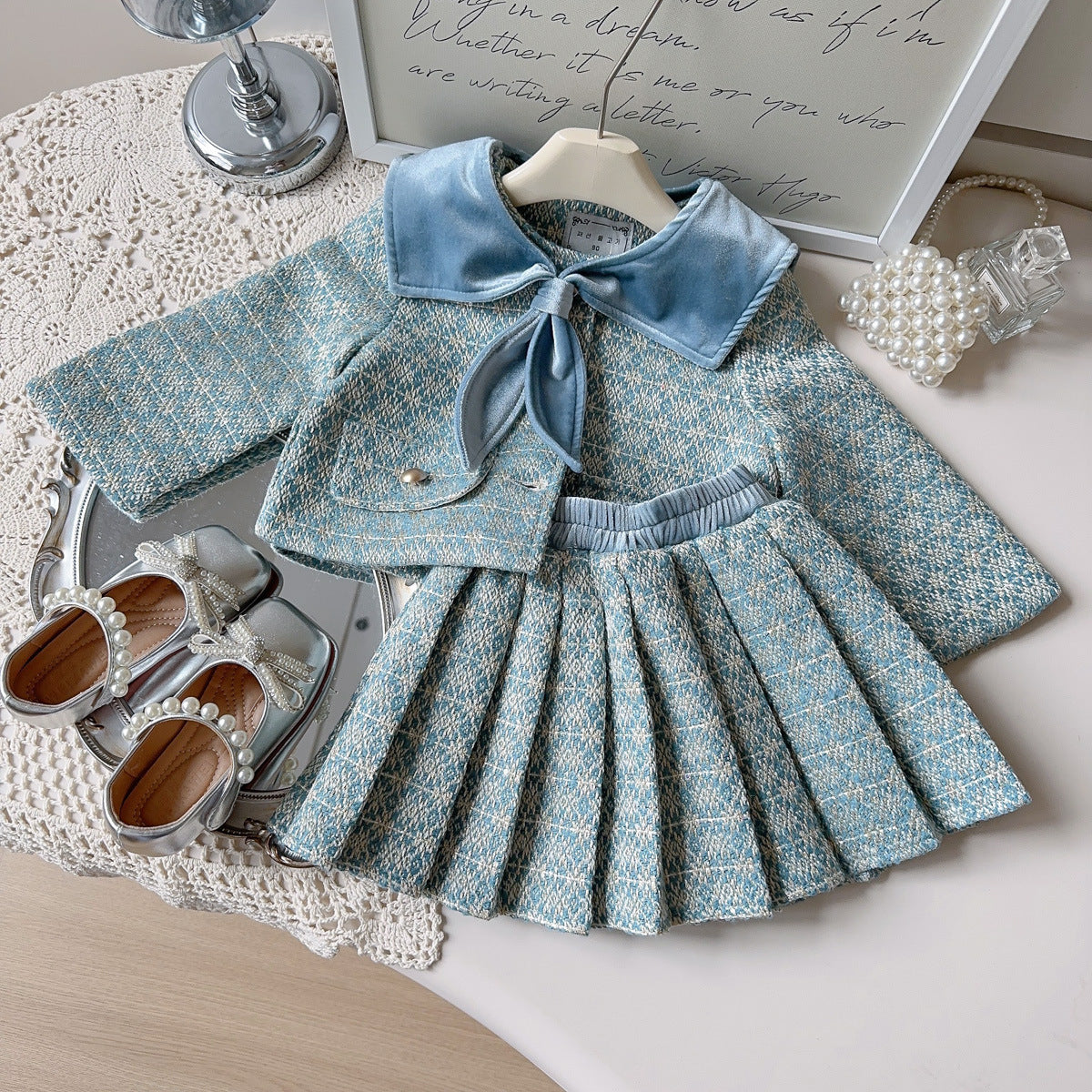 Baby girl's two-piece set