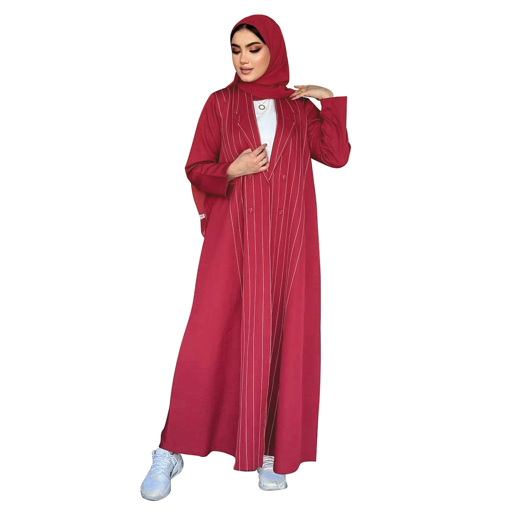 Contrasting color stripe robe